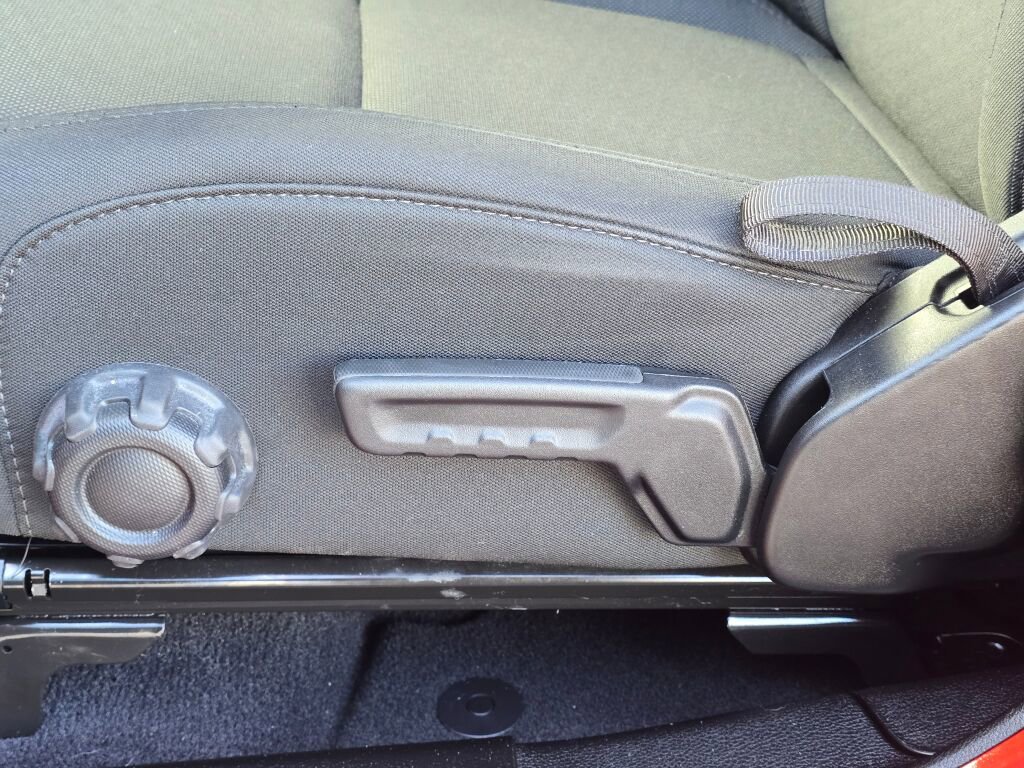 Used 2022 Jeep Gladiator Sport image 21