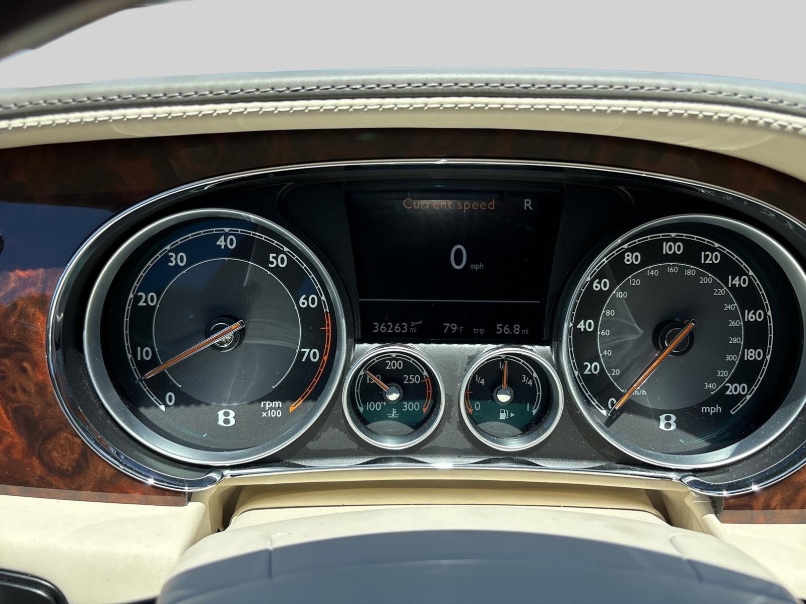 Used 2014 Bentley Flying Spur W12 image 20