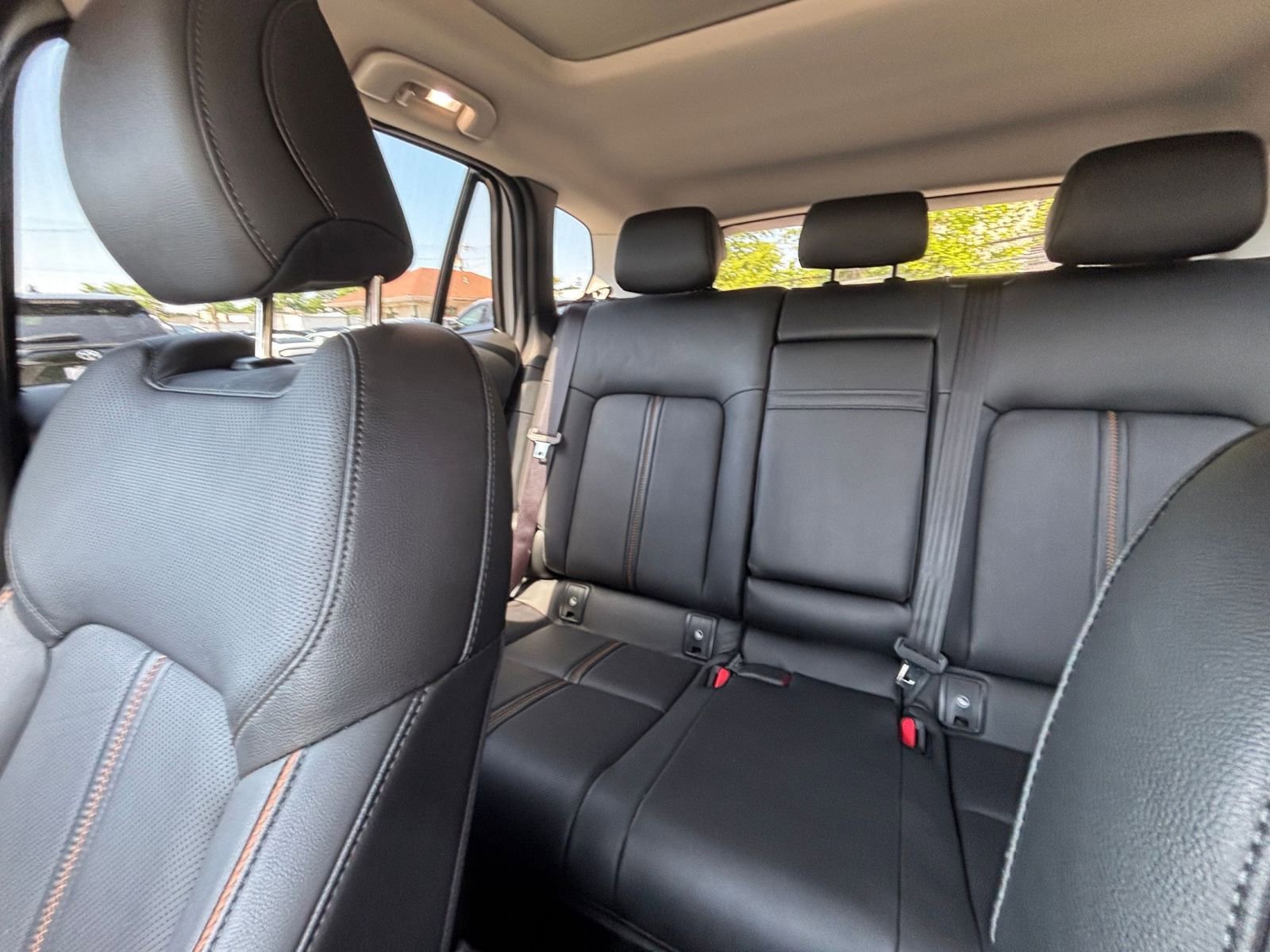 Used 2025 MAZDA CX-50 2.5 Hybrid w/ Premium Plus Pkg AWD/4WD image 41