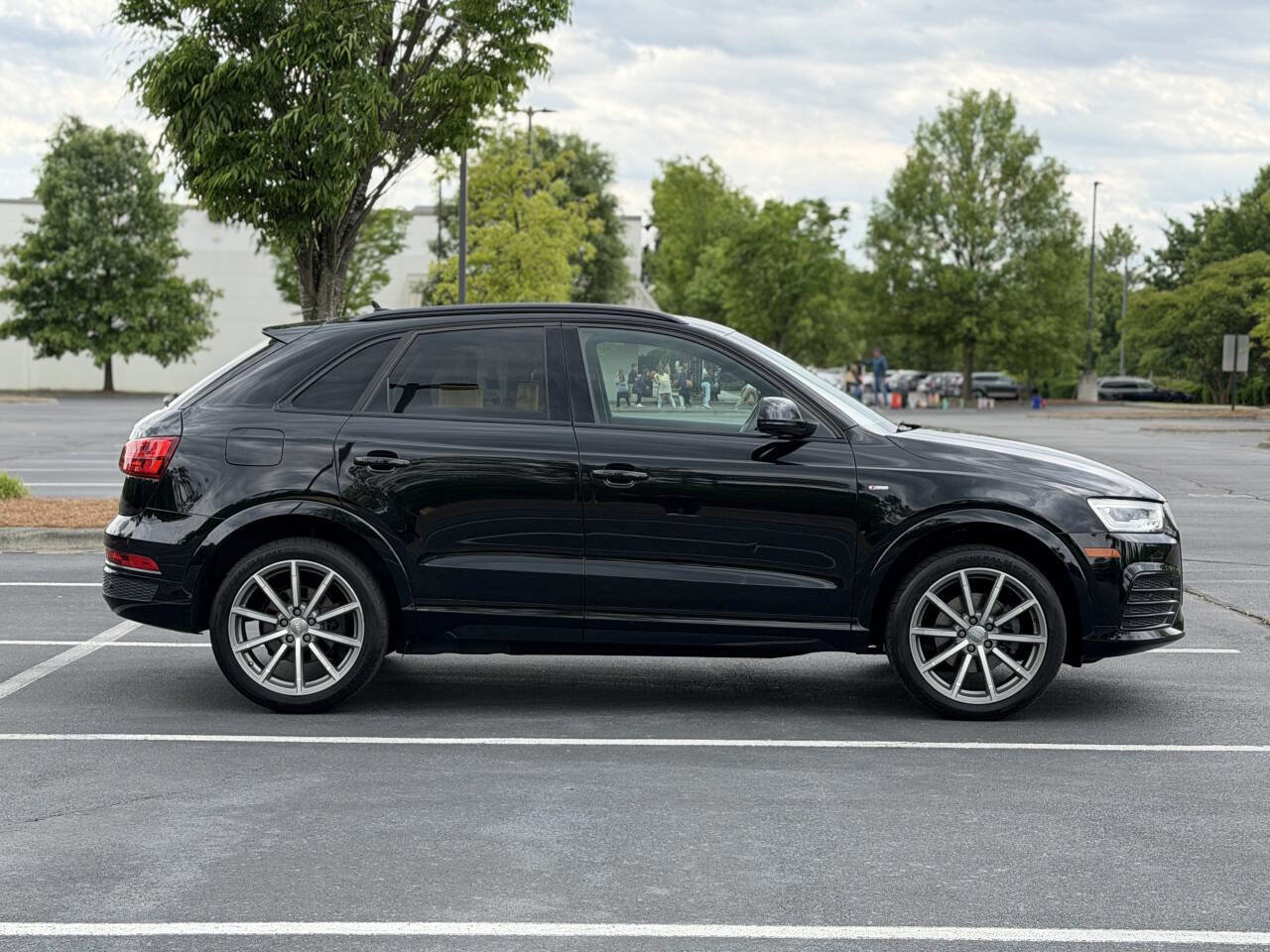 Used 2017 Audi Q3 2.0T Prestige w/ Prestige Package AWD/4WD image 7