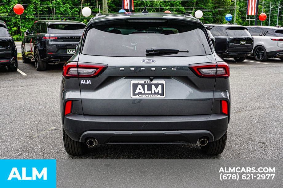 Used 2026 Ford Escape ST-Line FWD image 11