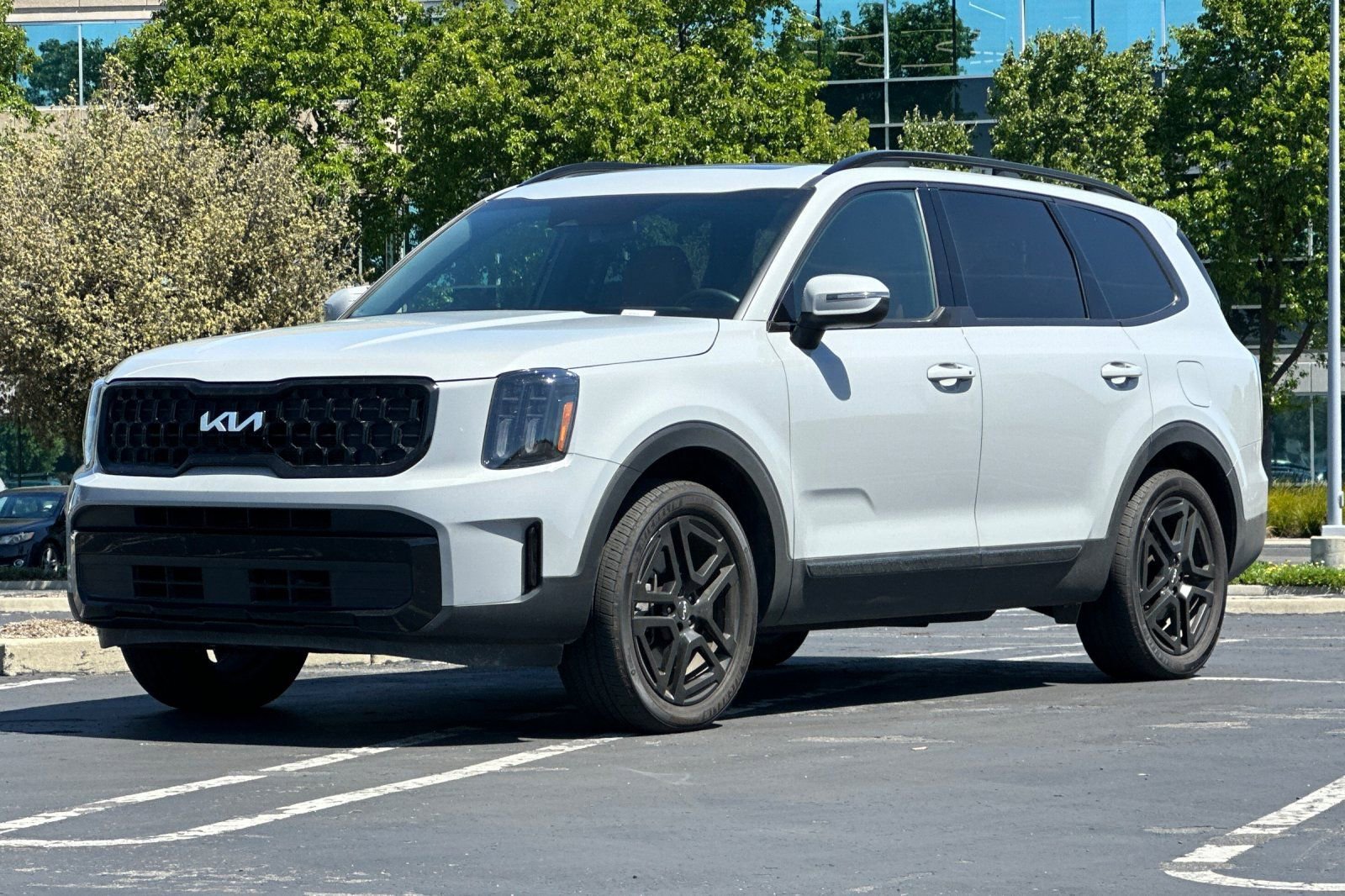 Used 2024 Kia Telluride EX X-Line image 9