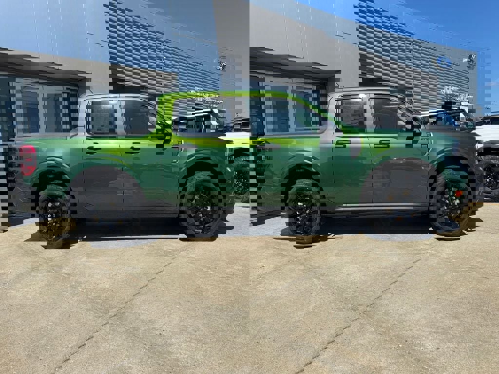 New 2025 Ford Maverick XLT w/ Black Appearance Package image 11