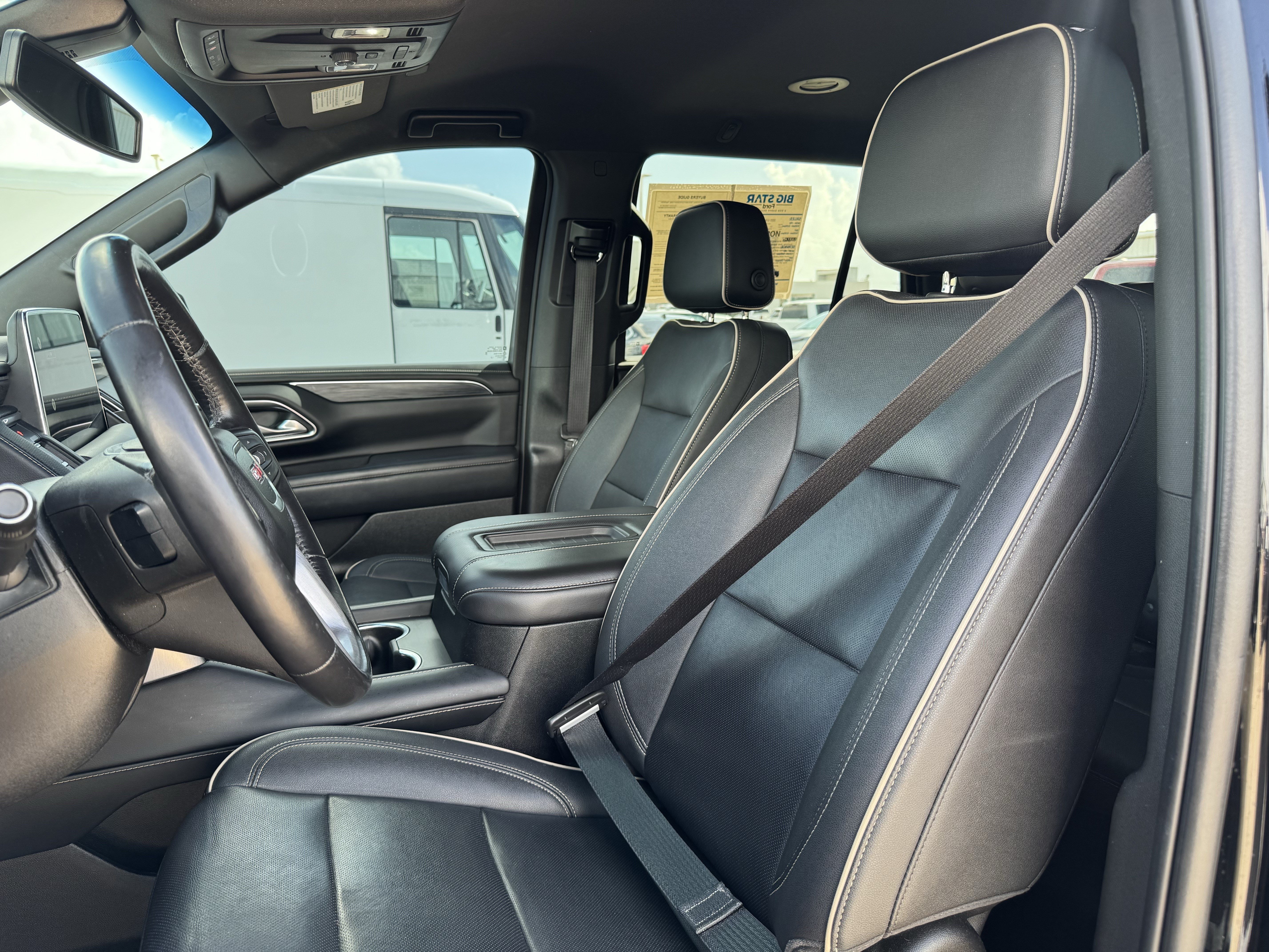 Used 2022 GMC Yukon SLT AWD/4WD image 19
