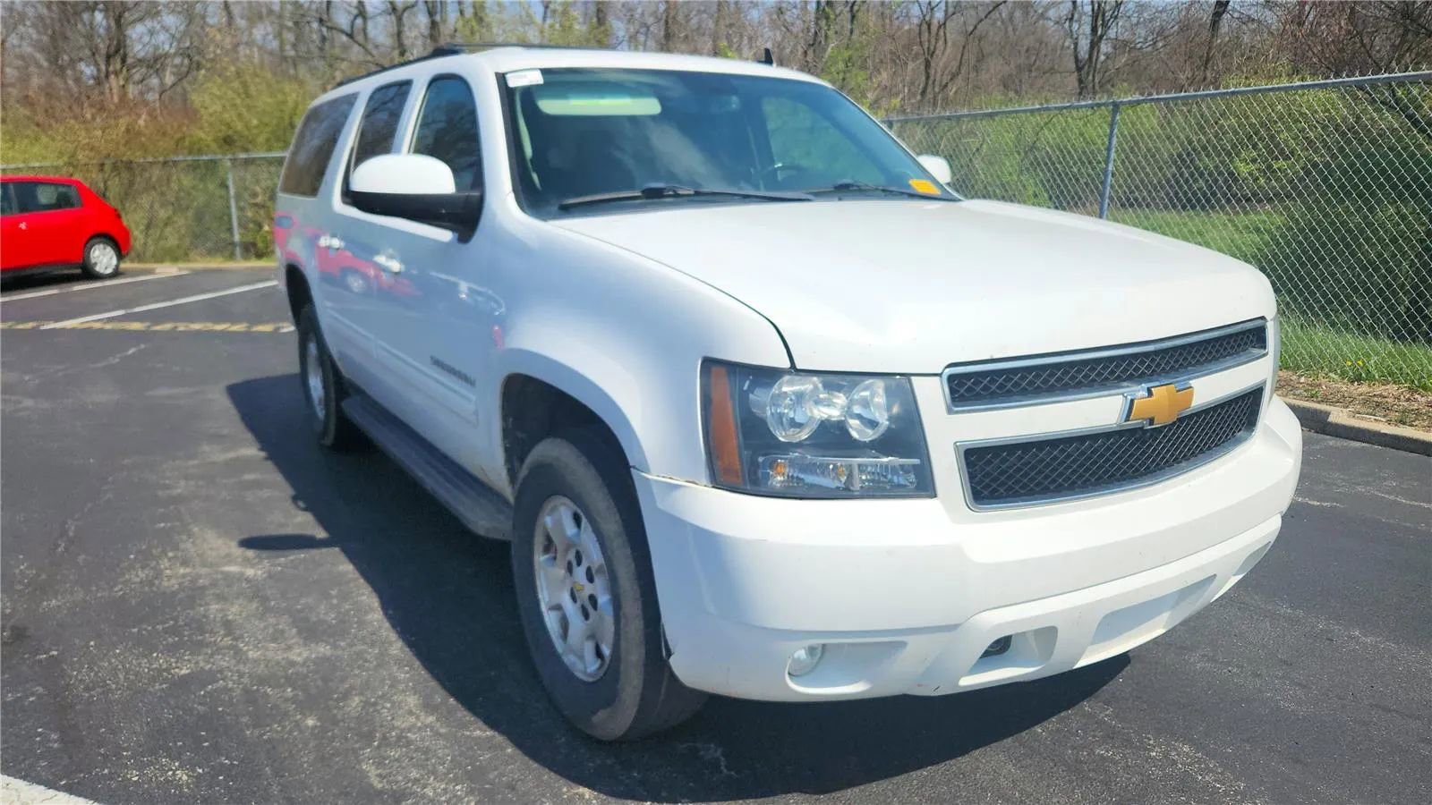 Used 2012 Chevrolet Suburban LT w/ Luxury Package image 8