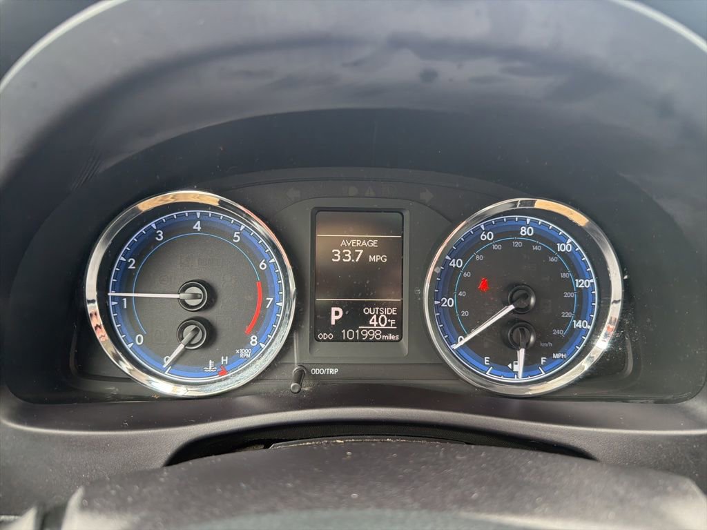Used 2018 Toyota Corolla LE image 16