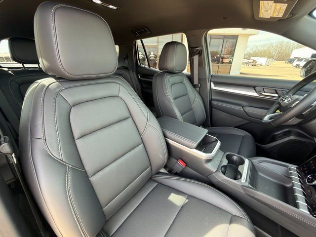 New 2026 GMC Terrain Elevation w/ Elevation Premium Package image 30