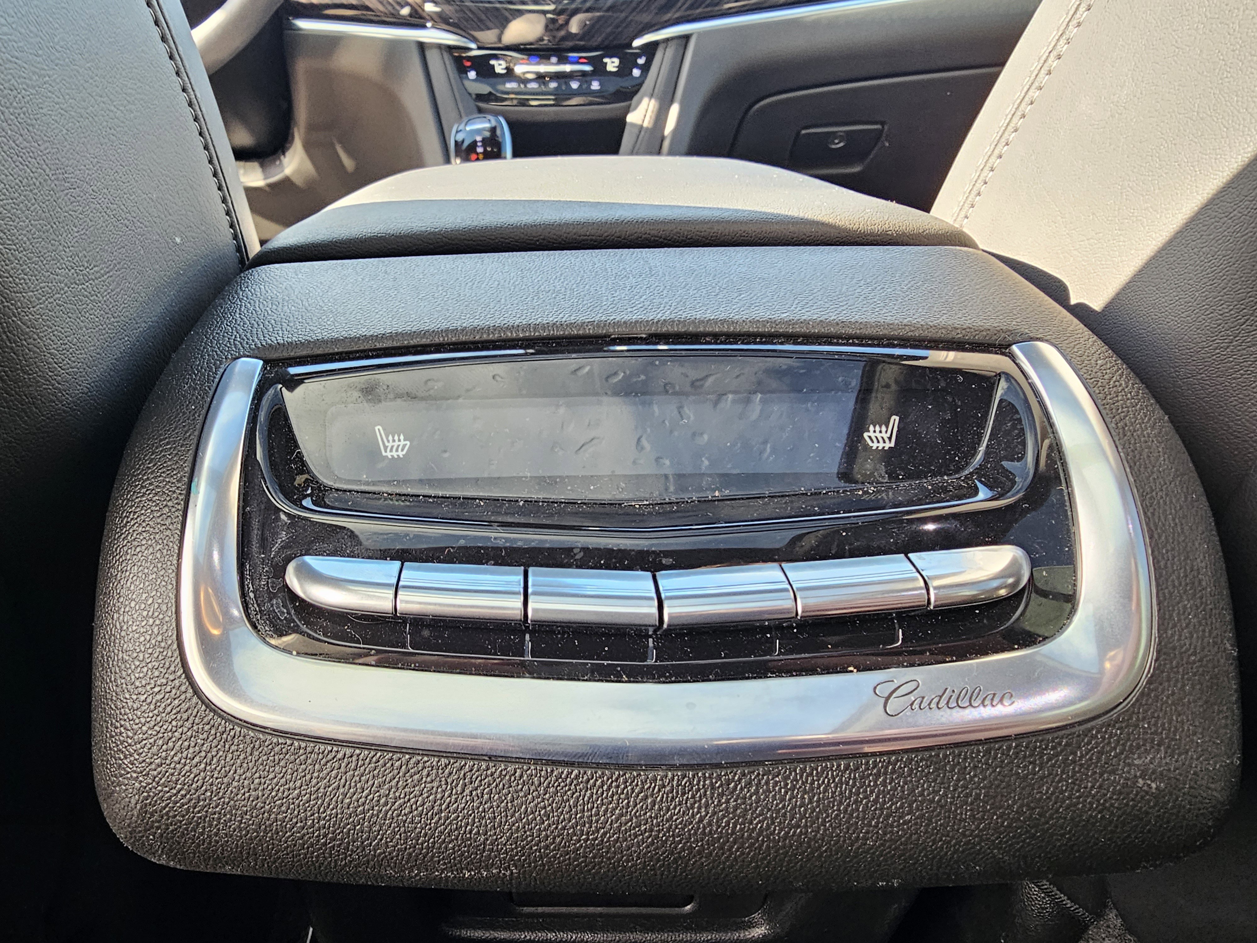 Used 2024 Cadillac XT6 Premium Luxury image 23