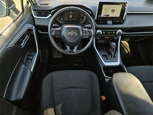 Used 2023 Toyota RAV4 XLE image 17