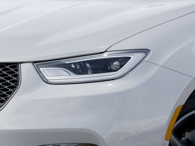 New 2026 Chrysler Pacifica Select image 10