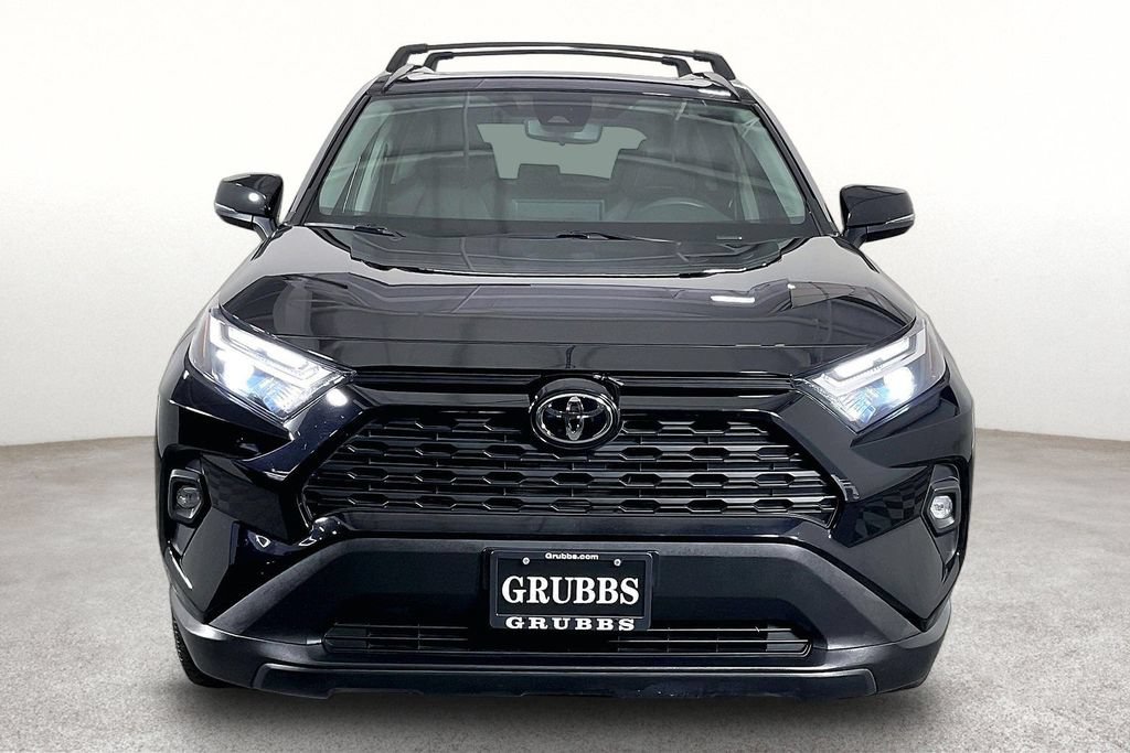 Used 2024 Toyota RAV4 XLE Premium FWD image 4