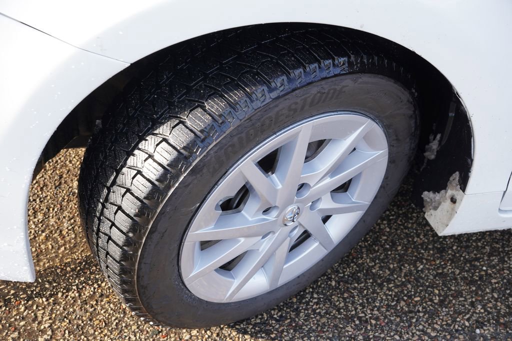 Used 2013 Toyota Prius V Two image 13