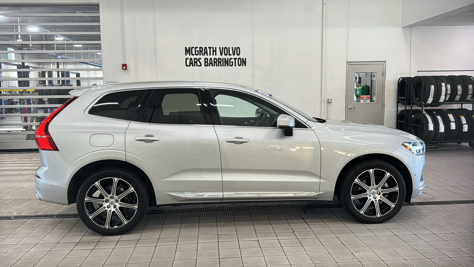 Used 2019 Volvo XC60 T5 Inscription w/ Protection Package Premier AWD/4WD image 4