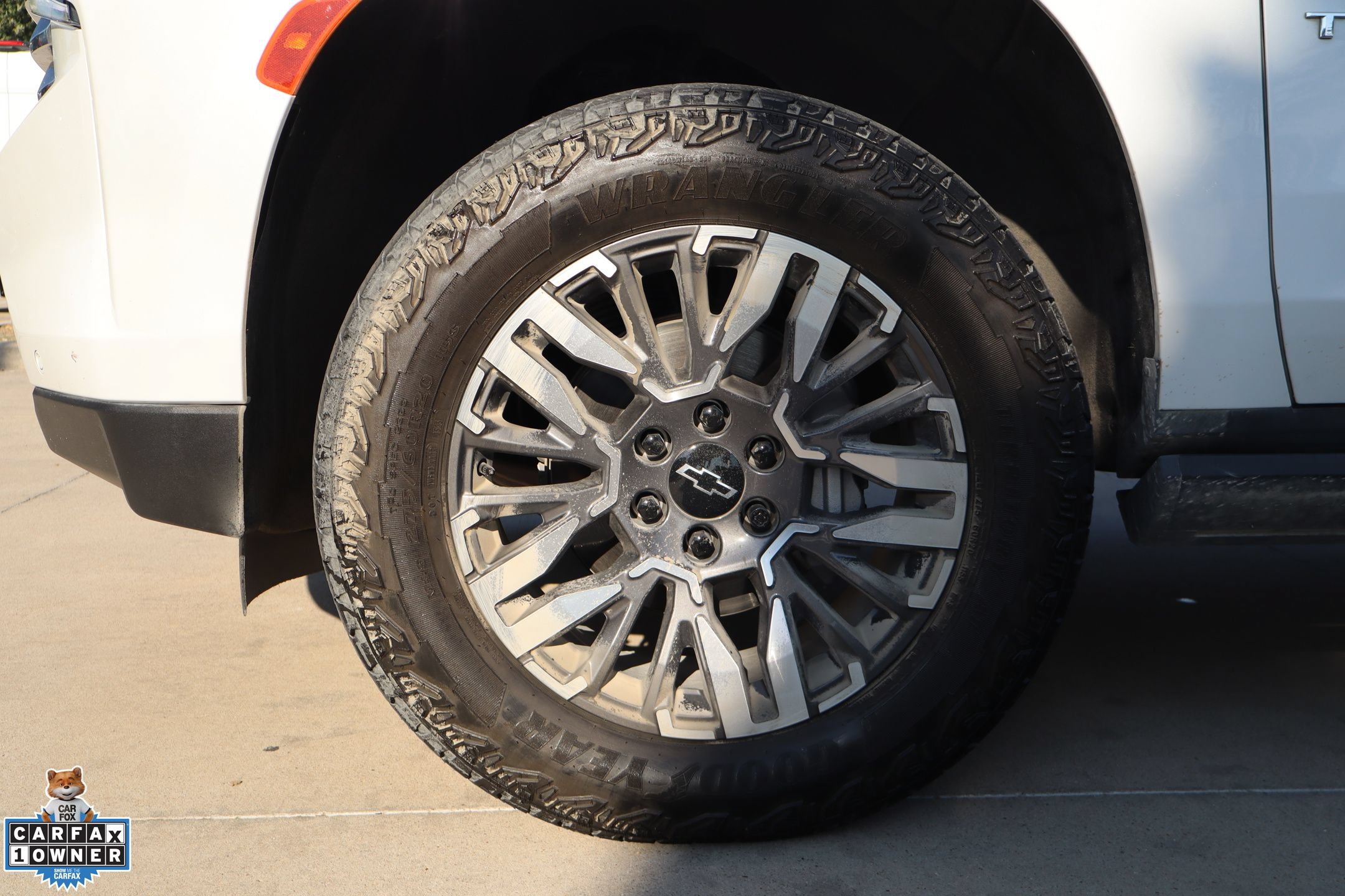 Used 2024 Chevrolet Tahoe High Country AWD/4WD image 11