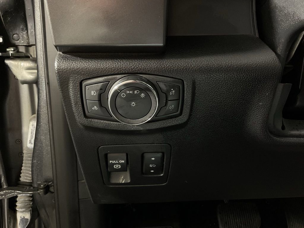 Used 2018 Ford F150 XLT w/ Equipment Group 302A Luxury AWD/4WD image 29