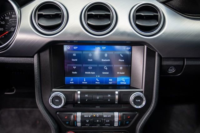 Used 2018 Ford Mustang Premium RWD image 26