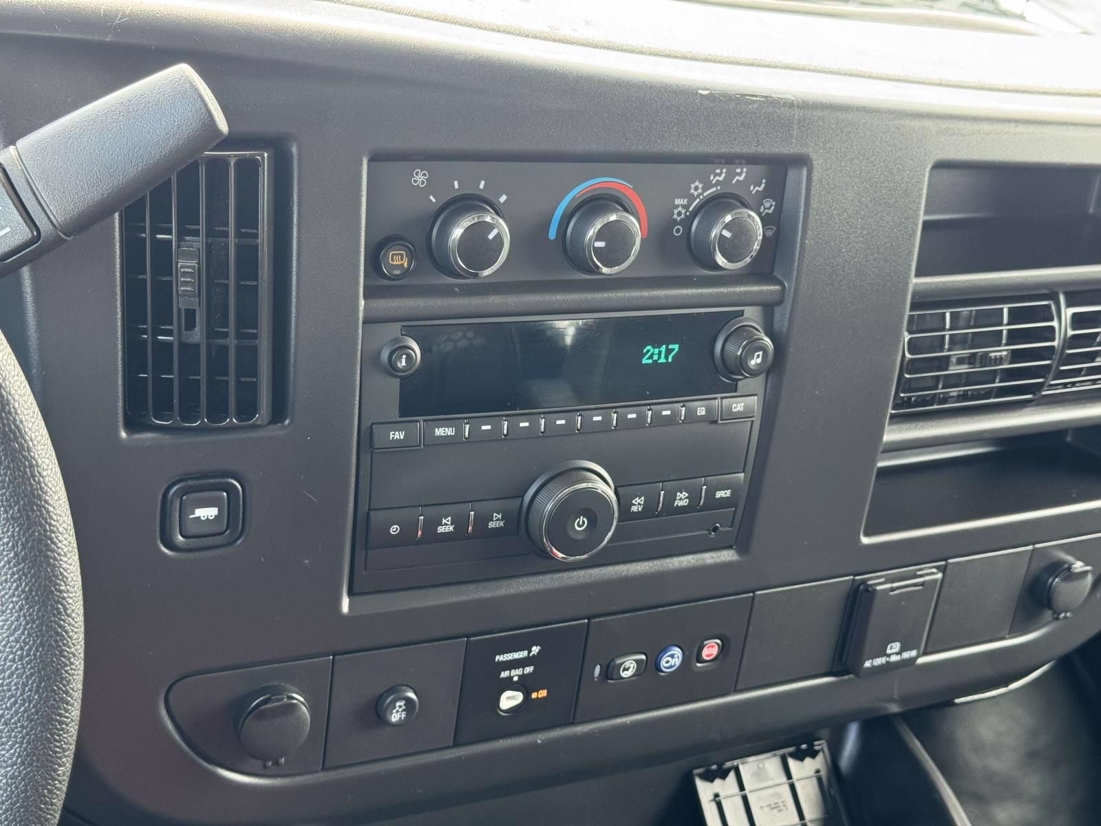 Used 2025 Chevrolet Express 2500 w/ Driver Convenience Package RWD image 4