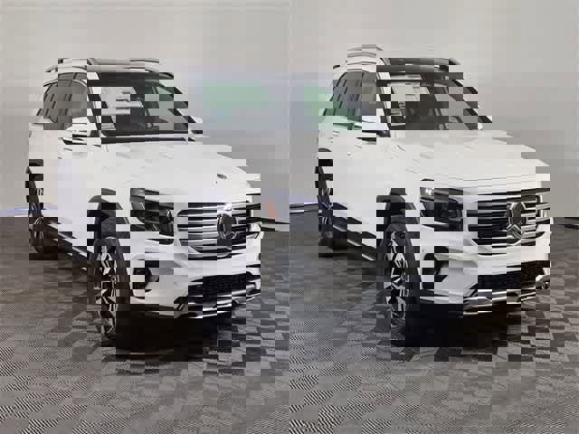 Used 2025 Mercedes-Benz GLB 250 4MATIC image 7