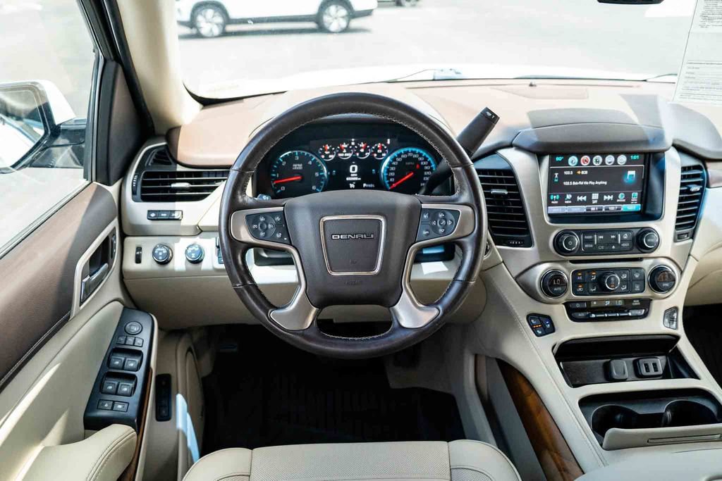 Certified 2019 GMC Yukon Denali w/ Open Road Package AWD/4WD image 24