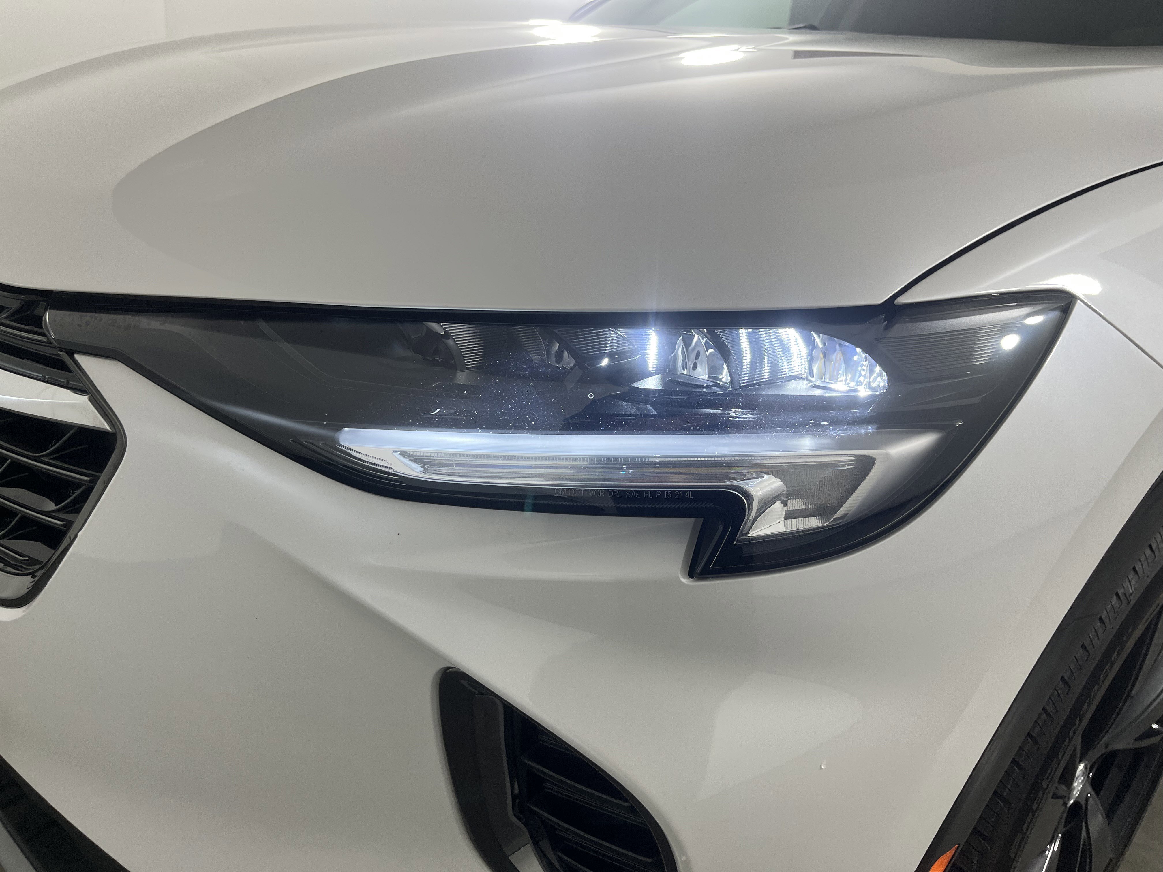 Used 2023 Buick Envision Essence w/ Sport Touring Package image 26