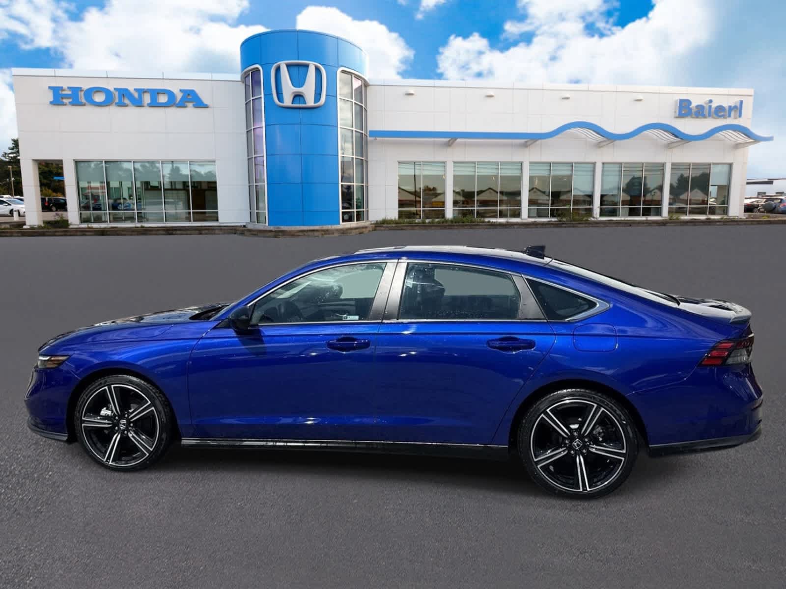 Used 2025 Honda Accord Sport image 2