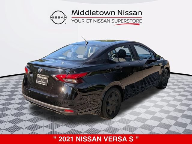 Used 2021 Nissan Versa S FWD image 3