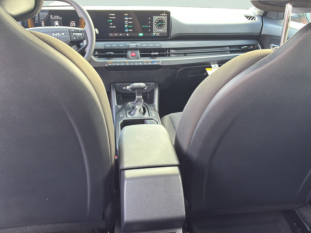 New 2026 Kia K4 FWD image 26