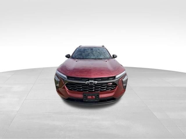 Certified 2024 Chevrolet Trax RS w/ Sunroof Package FWD image 3