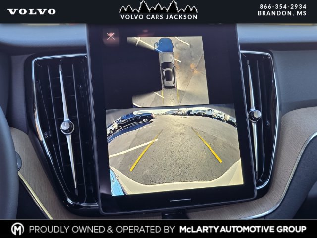 New 2026 Volvo XC60 B5 Plus w/ Climate Package AWD/4WD image 9