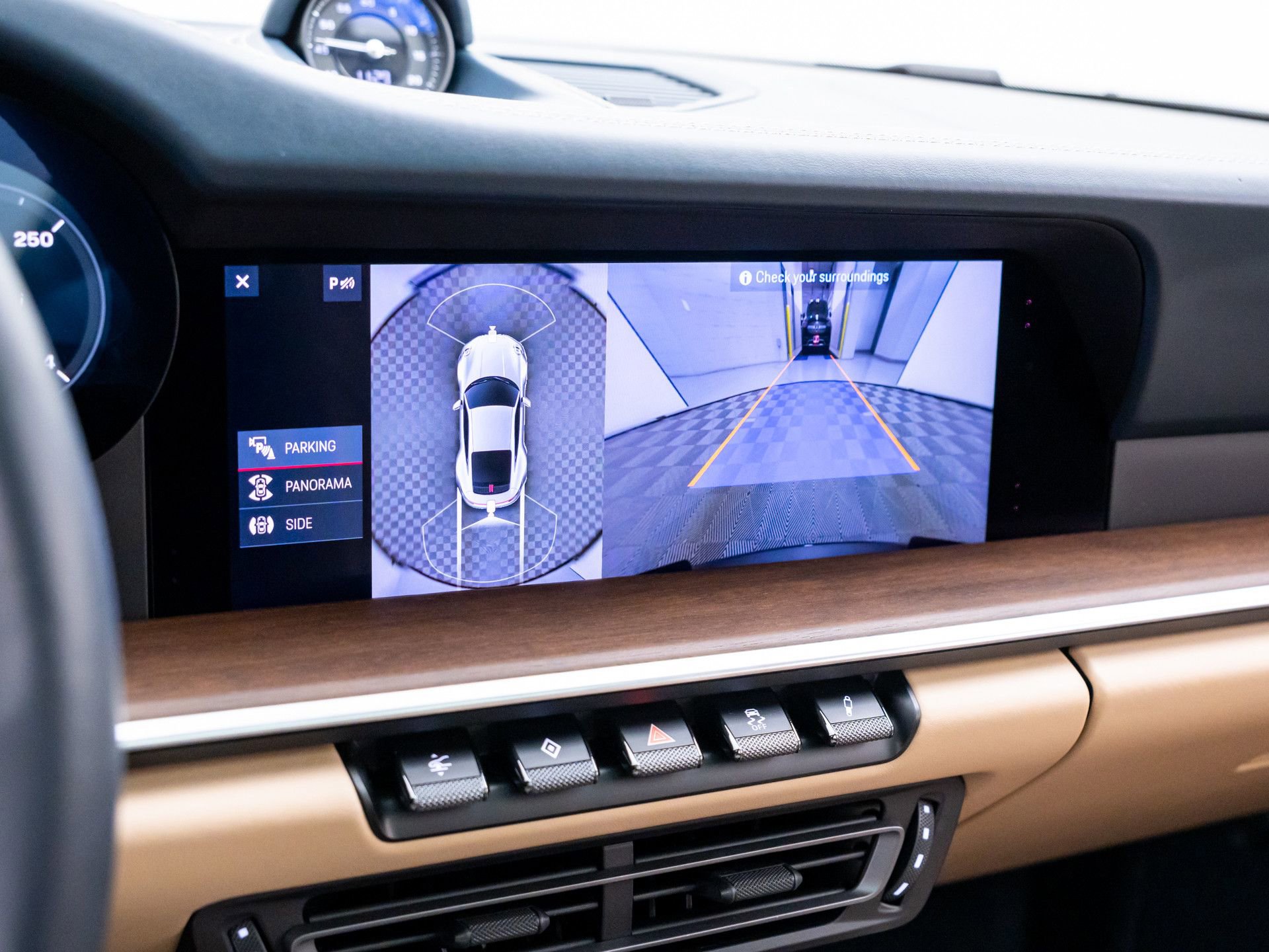 Used 2021 Porsche 911 Carrera image 23