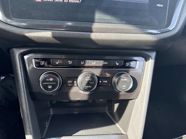 Used 2018 Volkswagen Tiguan SEL image 29