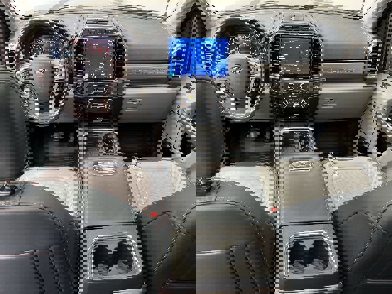 Used 2022 Ford F350 Limited image 4