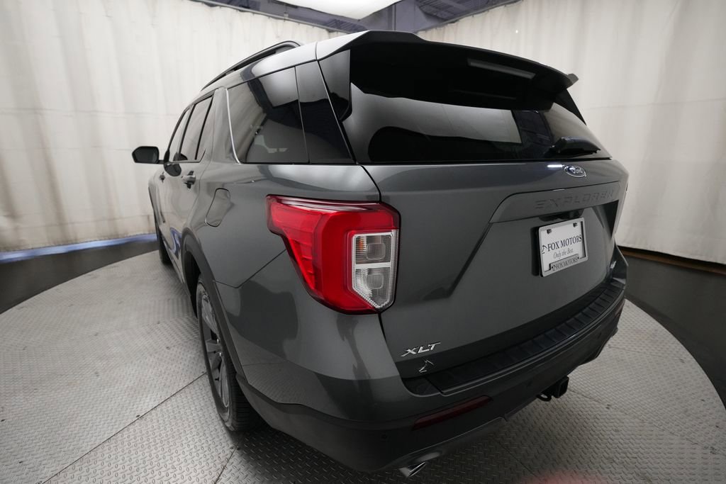 Used 2023 Ford Explorer XLT w/ Equipment Group 202A AWD/4WD image 36