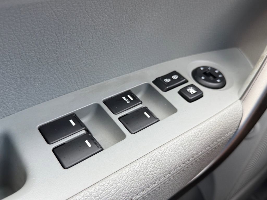 Used 2015 Kia Sorento LX image 21