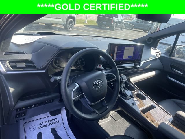 Certified 2025 Toyota Sienna Platinum AWD/4WD image 18