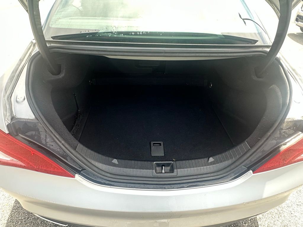 Used 2018 Mercedes-Benz CLA 250 image 10