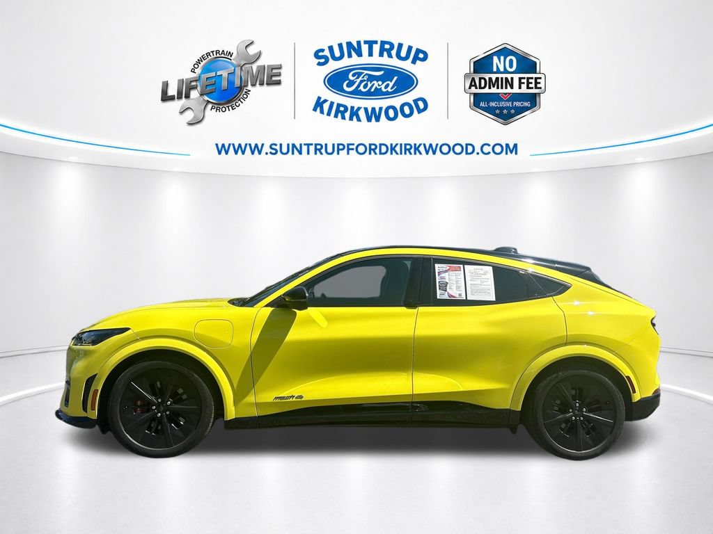 Used 2025 Ford Mustang Mach-E GT AWD/4WD image 2