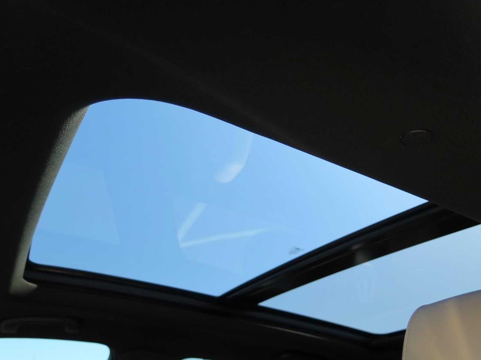 Used 2018 Cadillac XT5 Premium Luxury image 12