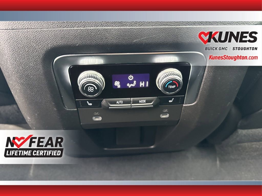 Used 2022 GMC Yukon Denali image 38