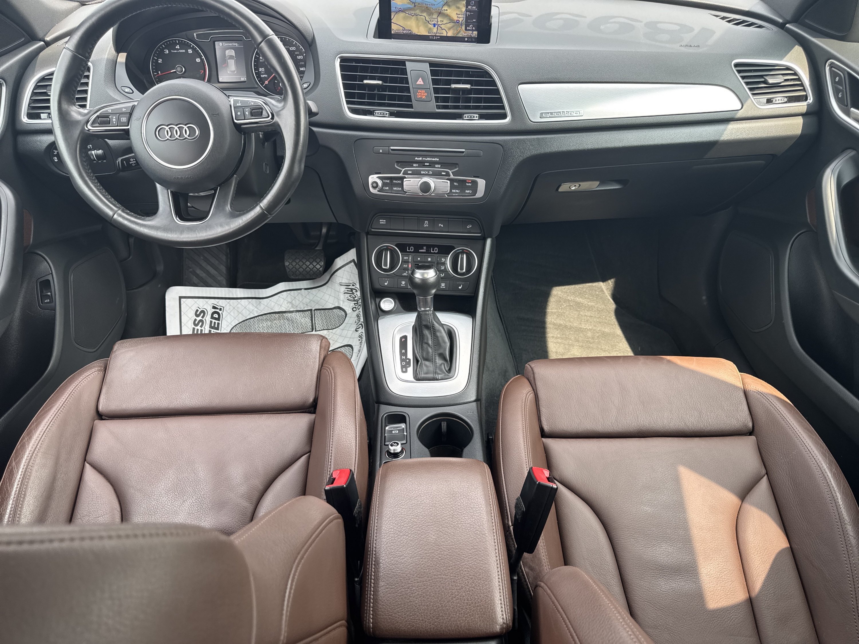 Used 2018 Audi Q3 2.0T Premium Plus w/ Premium Plus Package AWD/4WD image 22