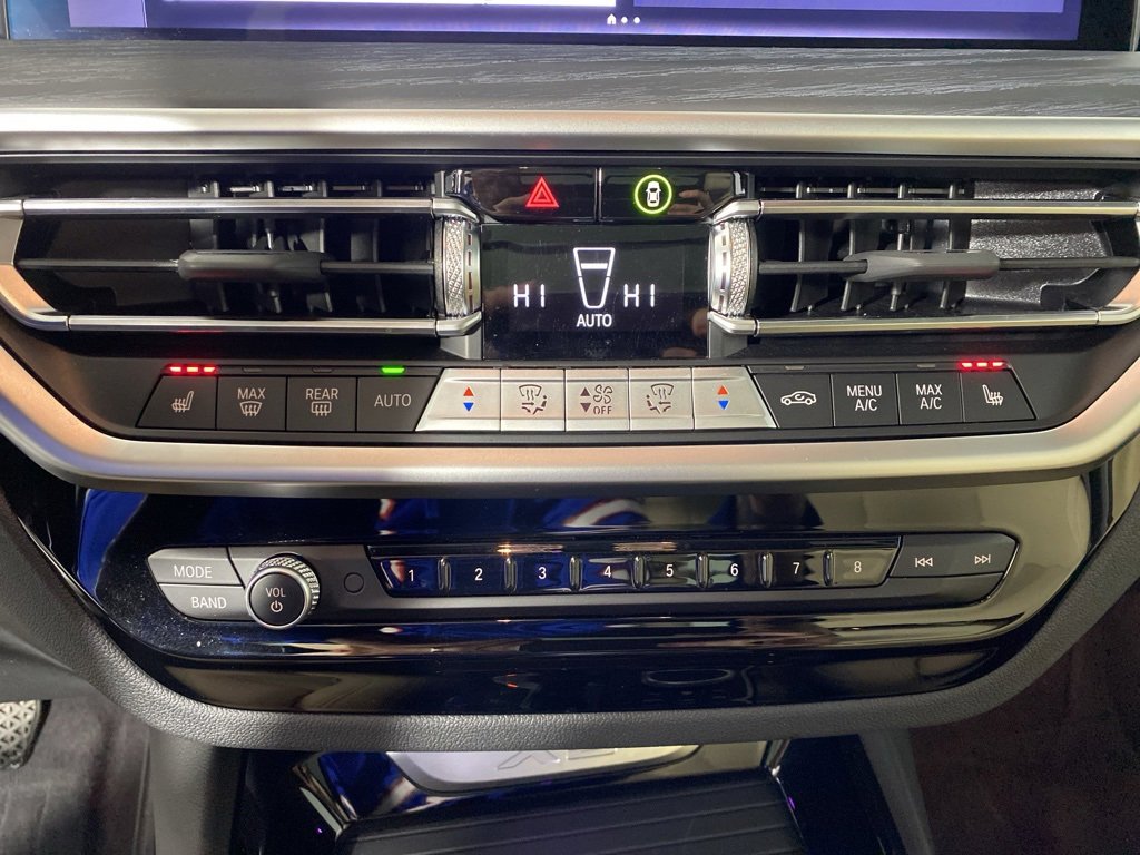 Used 2023 BMW X3 xDrive30i w/ Premium Package w/ZPA image 21