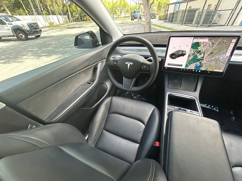 Used 2021 Tesla Model Y Long Range AWD/4WD image 9