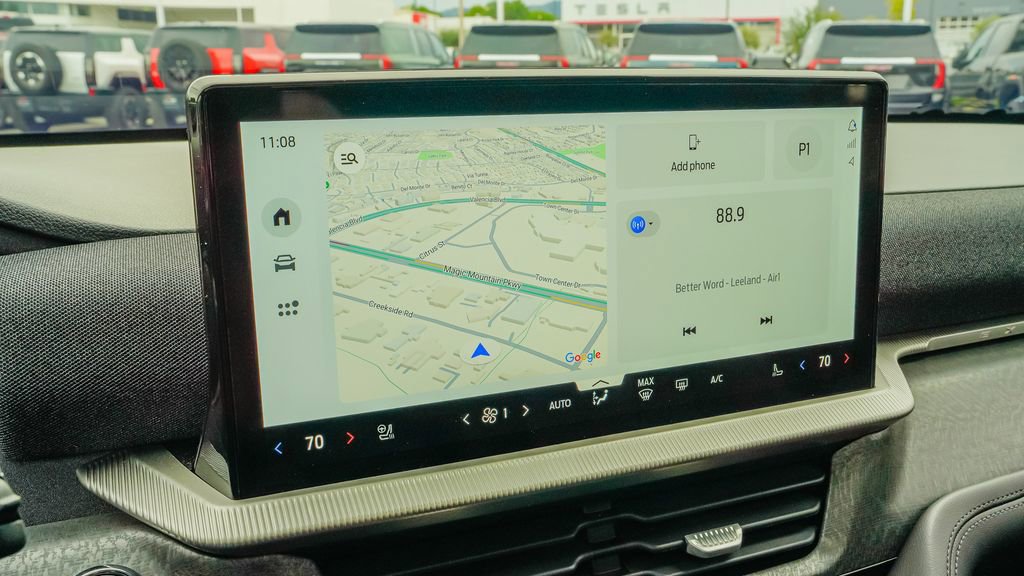 Used 2025 Ford Explorer Platinum w/ Ultimate Package image 21