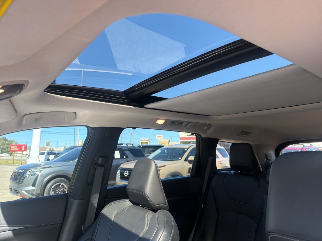 Used 2023 INFINITI QX60 Luxe w/ Cargo Package AWD/4WD image 26