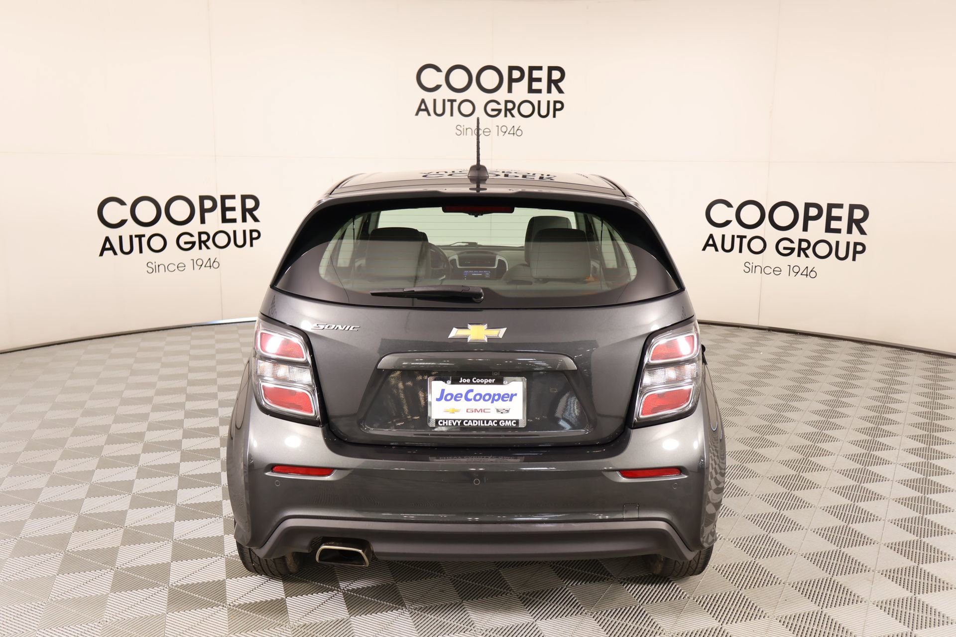 Used 2020 Chevrolet Sonic LT FWD image 20