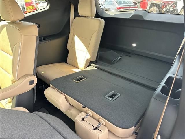New 2026 Buick Enclave Preferred w/ Power Package FWD image 24