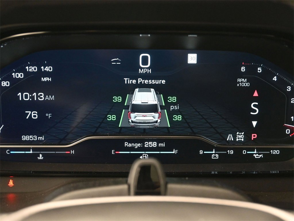 Used 2024 GMC Yukon XL Denali Ultimate image 9