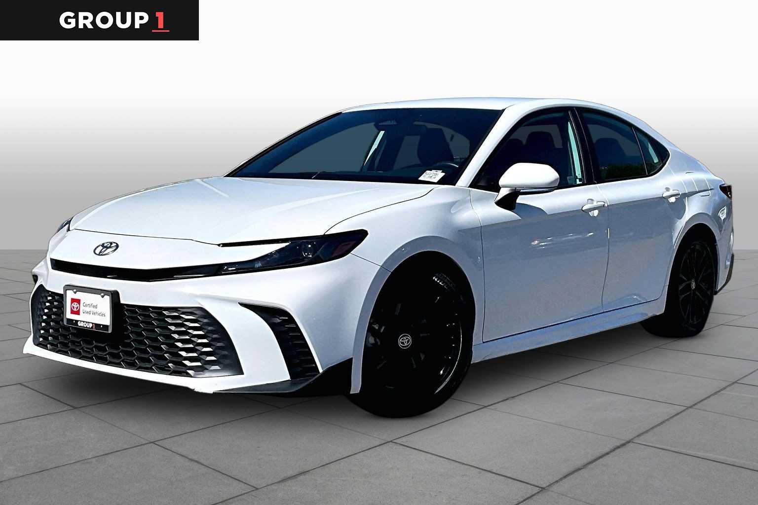 Certified 2025 Toyota Camry SE FWD video 1