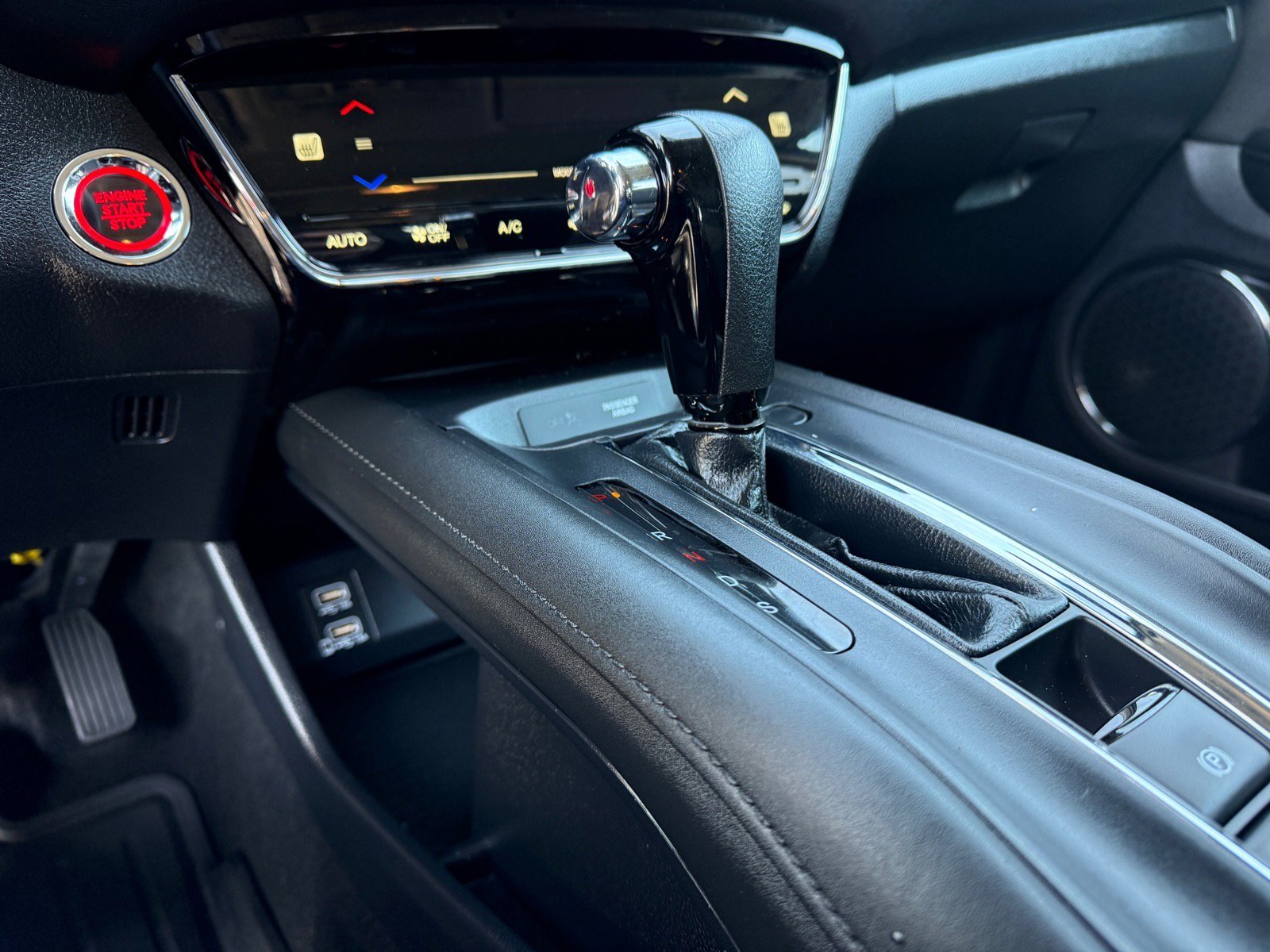 Used 2020 Honda HR-V EX image 33