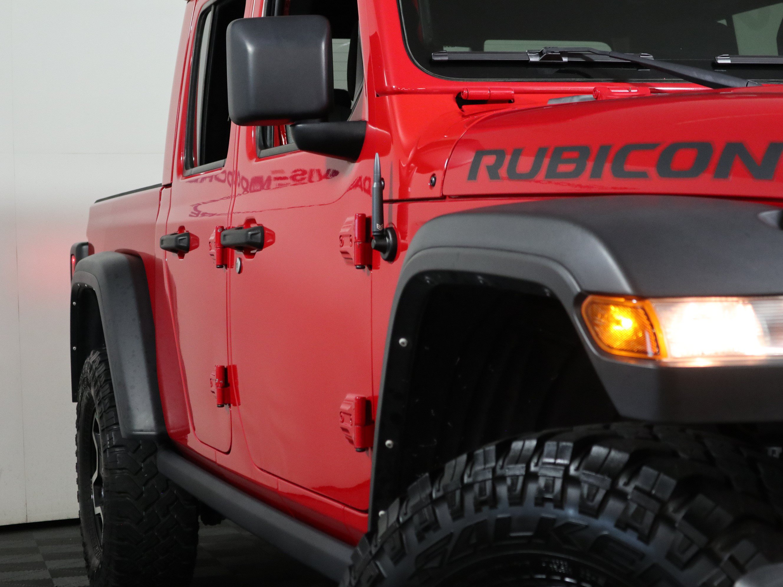 Used 2021 Jeep Gladiator Rubicon AWD/4WD image 3